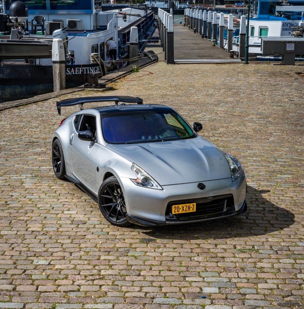 370Z | Armytrix | Apex Rays | Carbon | inruil mogelijk, Automaat, 3696 cc, Achterwielaandrijving, Zwart