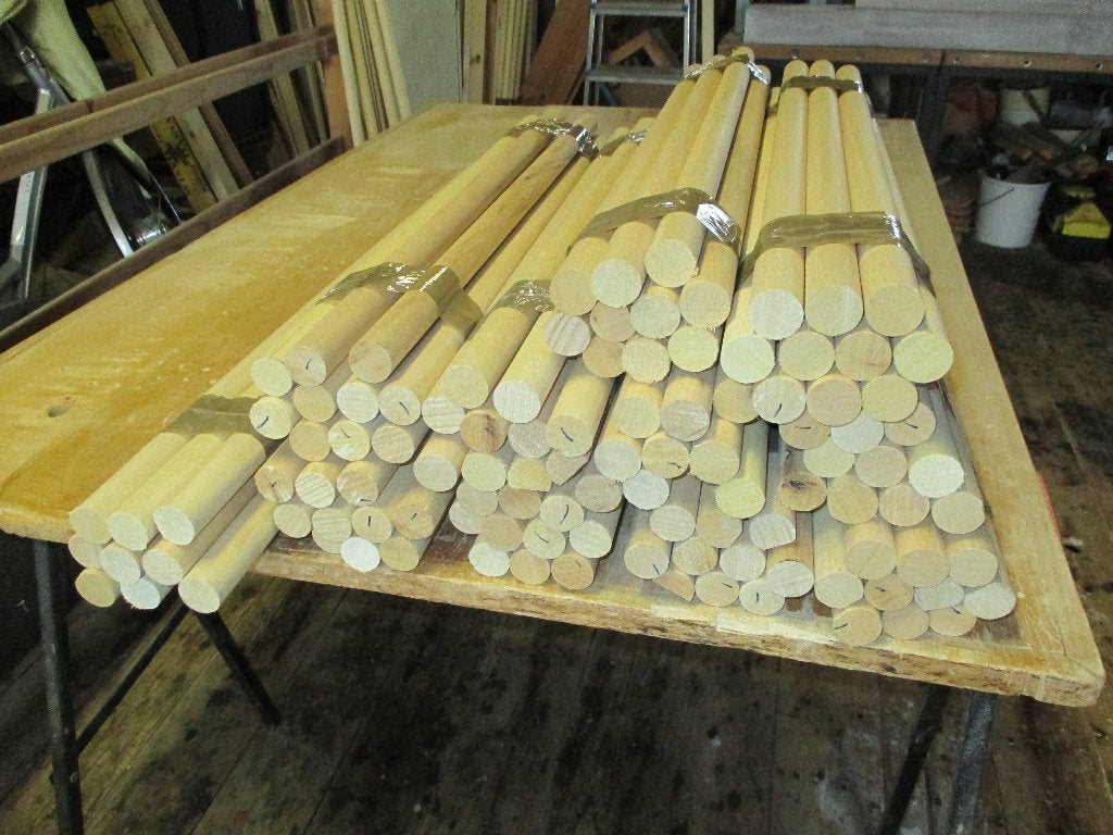 100 Grenen houten stokjes 35 cm lang en 28 mm dik, 25 tot 50 mm, Grenen, Overige typen, Nieuw
