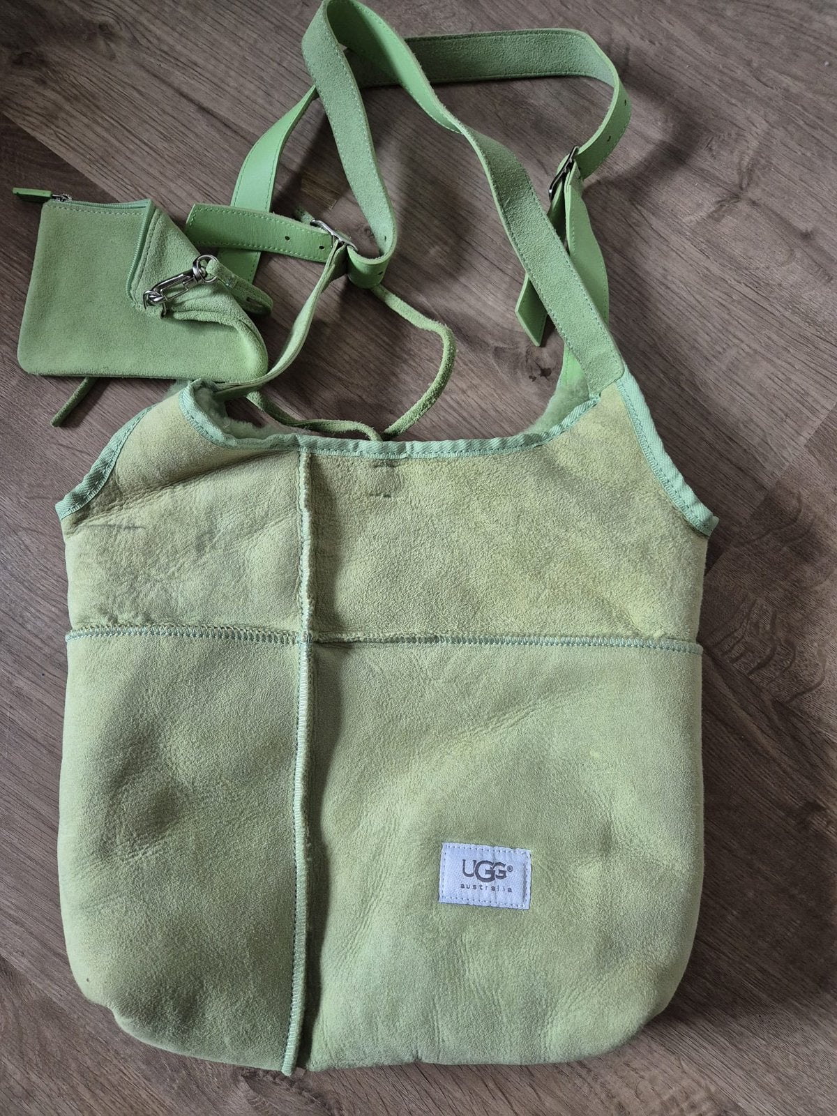 Groene Uggs tas, Ophalen of Verzenden, Zo goed als nieuw, Groen