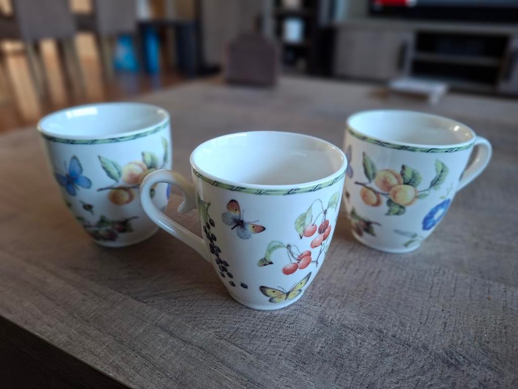 3 Janneke Brinkman bekers - Fruit & Flowers, Nieuw, Ophalen of Verzenden, Overige stijlen, Kop(pen) en/of Schotel(s)