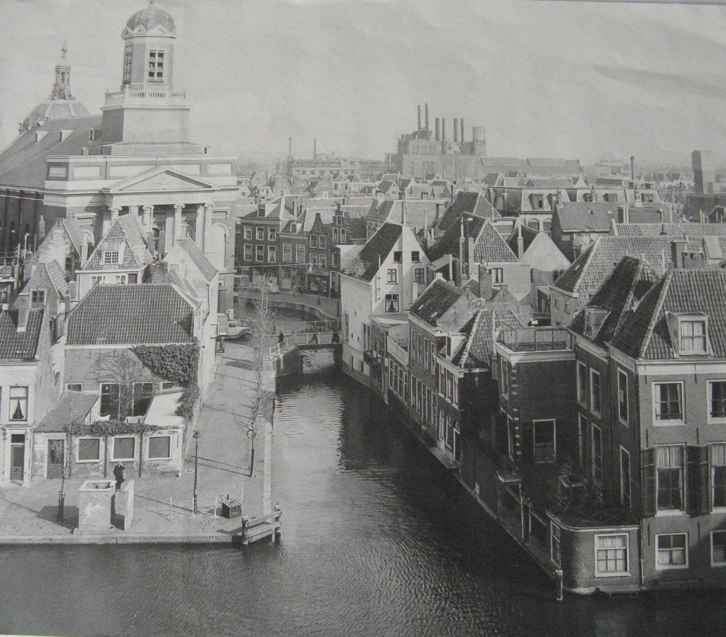 Leiden Lange Mare  grote prent., Ophalen of Verzenden, 1960 tot 1980, Zo goed als nieuw, Overige onderwerpen