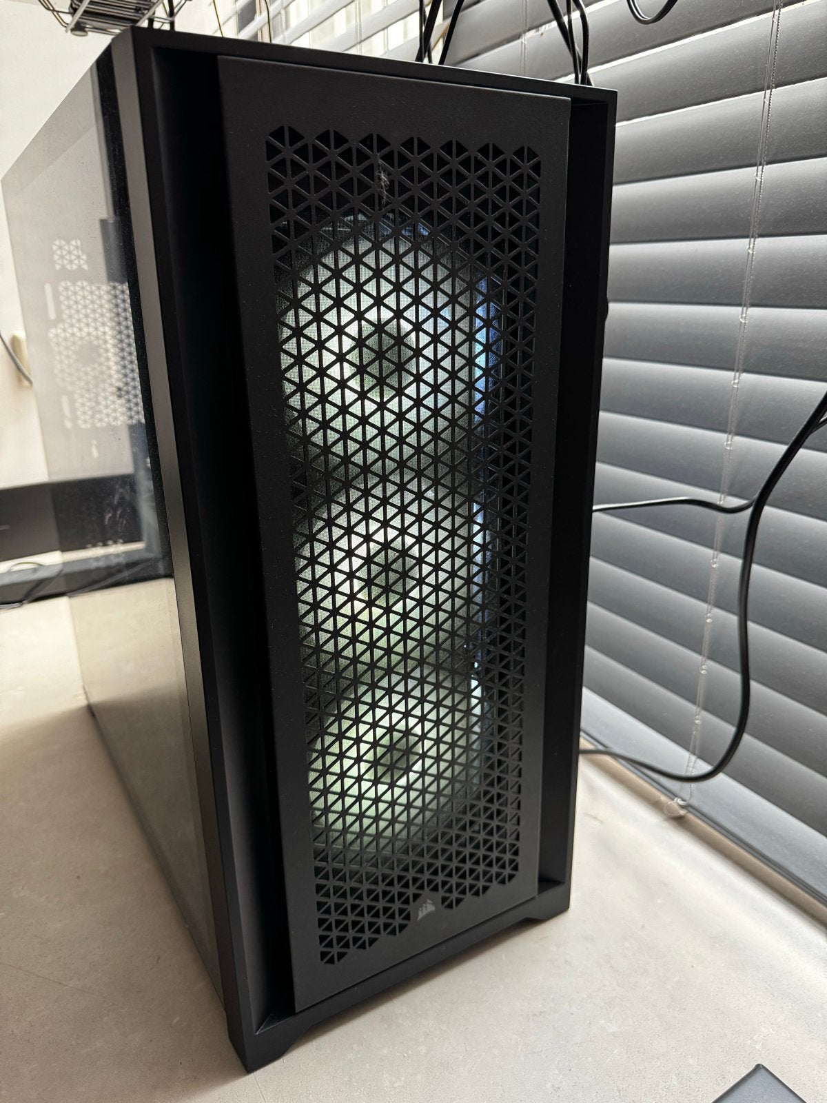 High-End Gaming PC: Ryzen 7 7800X3D, RTX 4070 Ti SUPER, Computers en Software, Desktop Pc's, Zo goed als nieuw, 4 Ghz of meer