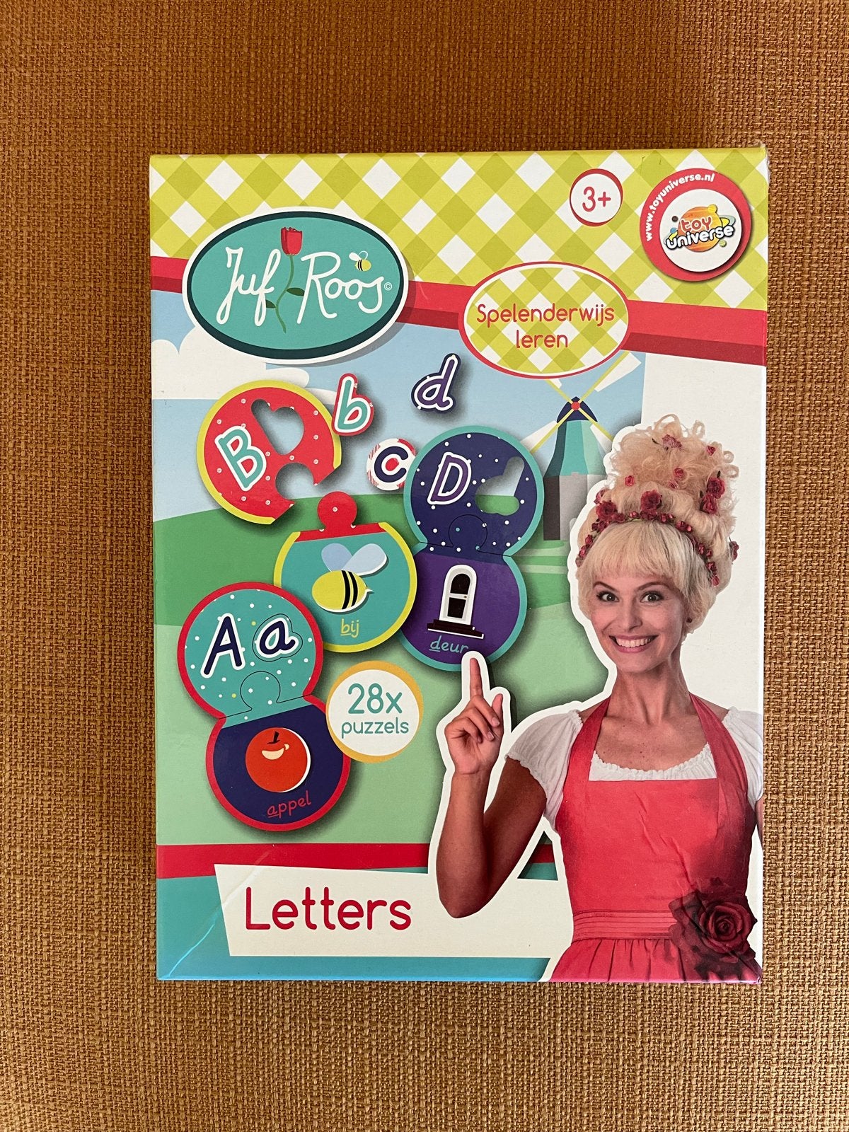 Juf Roos Letters Puzzels - Spelenderwijs Leren, Ophalen of Verzenden, Zo goed als nieuw, Puzzelen