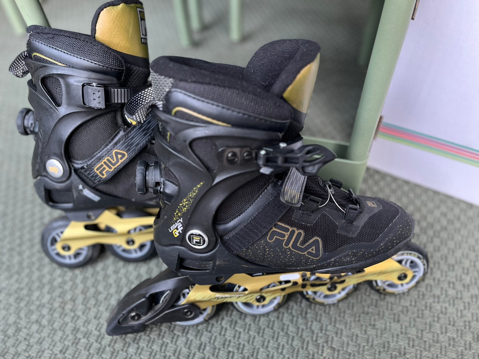 FILA | skeelers+beschermset | mt 41 (2pr te kp) | Legacy QF, Ophalen of Verzenden, Zo goed als nieuw