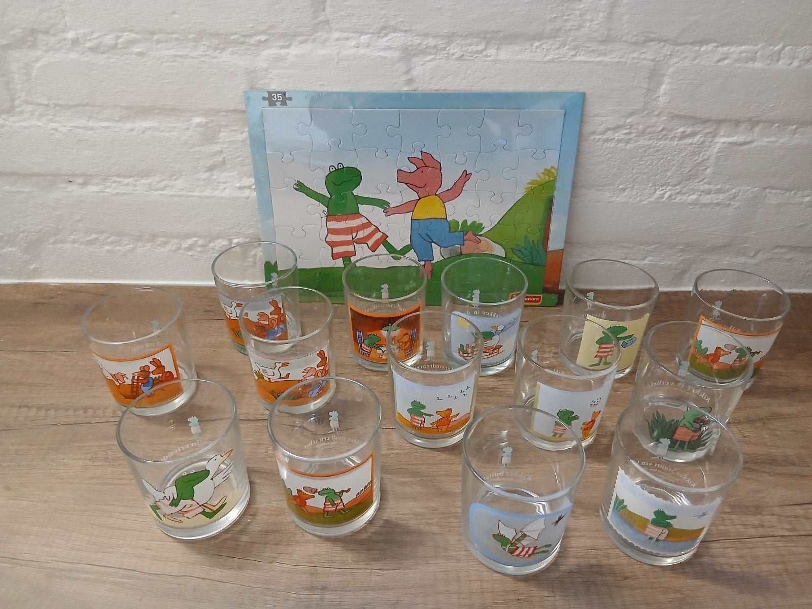 12 Kikker en zijn vrienden glazen met puzzel, Huis en Inrichting, Ophalen of Verzenden, Gebruikt, Glas, Glas of Glazen