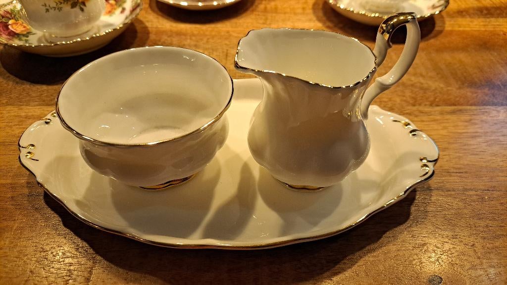 Royal Albert servies, Antiek en Kunst, Antiek | Servies los, Ophalen