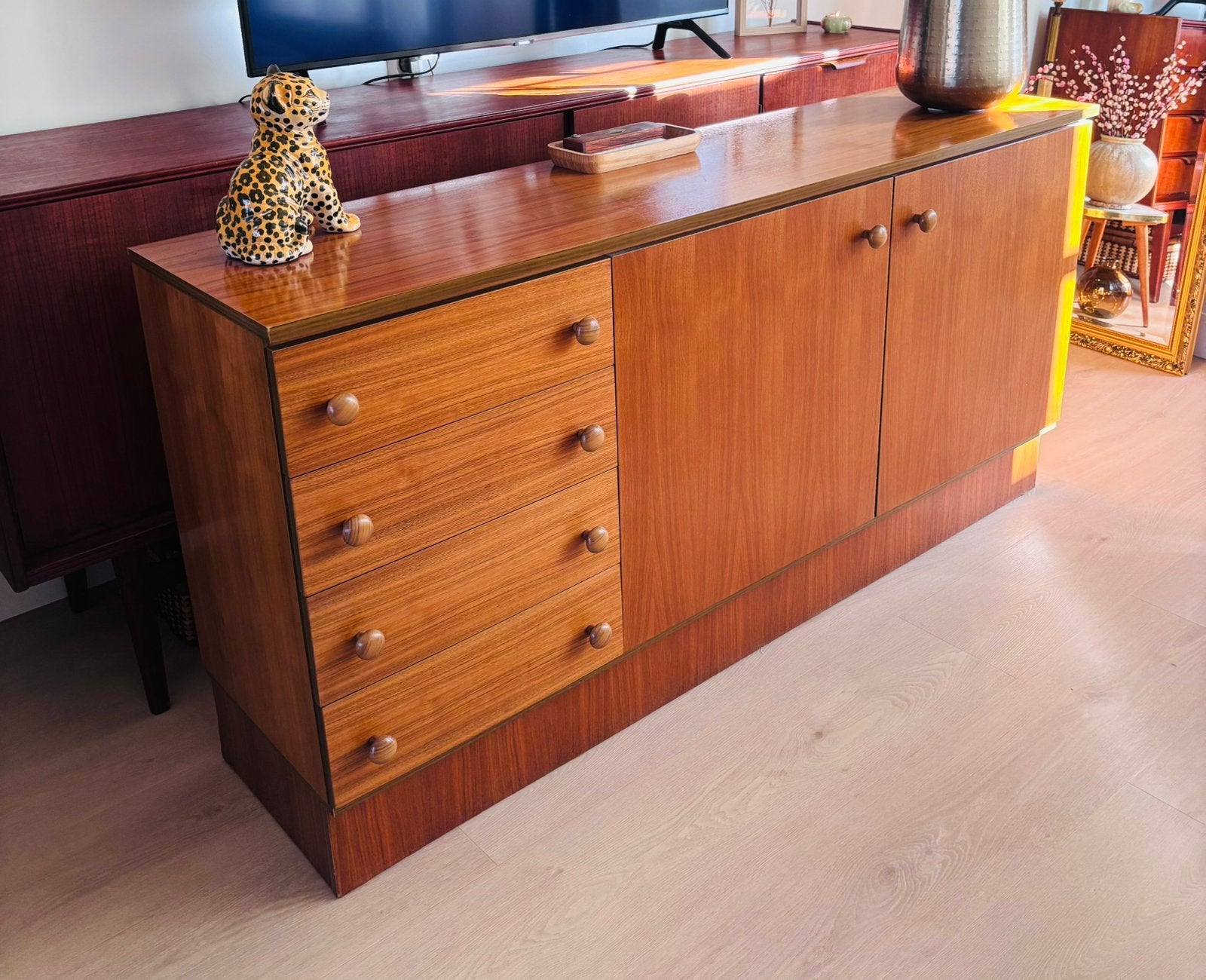 Vintage Mid-Century Dressoir / Jaren 60 TV-Meubel, Ophalen, 150 tot 200 cm, Met lade(s), Zo goed als nieuw