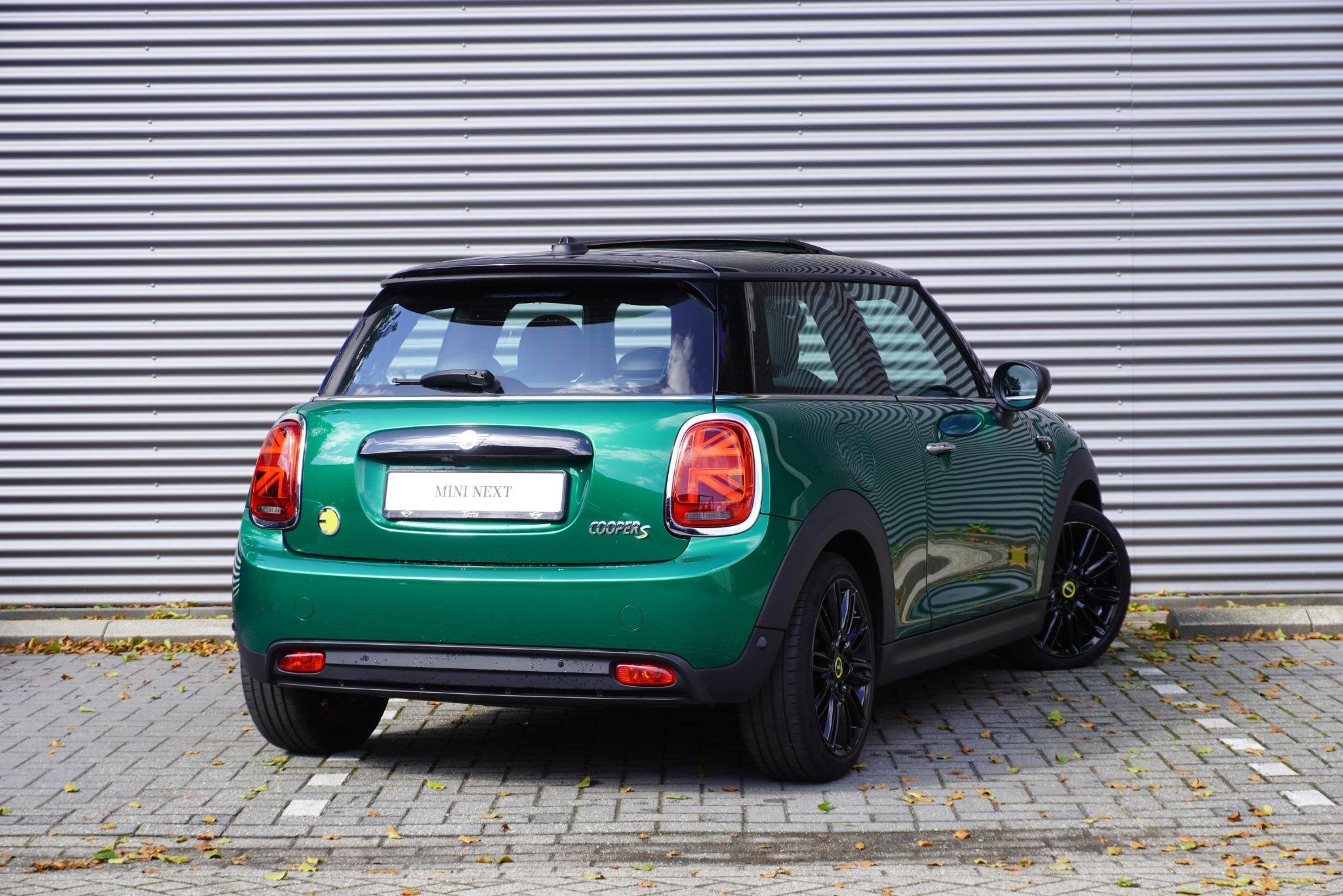 MINI 3-Deurs Electric Classic uitvoering | Panoramadak | Hif, Auto's, Stof, 4 stoelen, Mini Electric, Origineel Nederlands