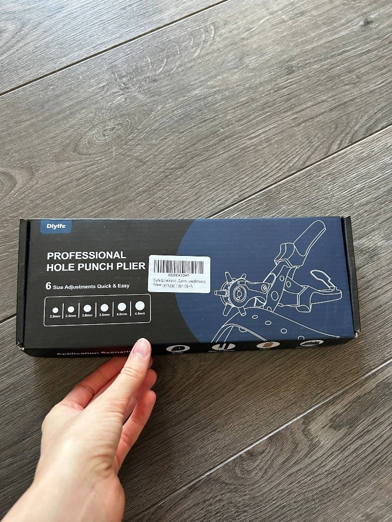 Hole punch plier, Ophalen of Verzenden, Zo goed als nieuw