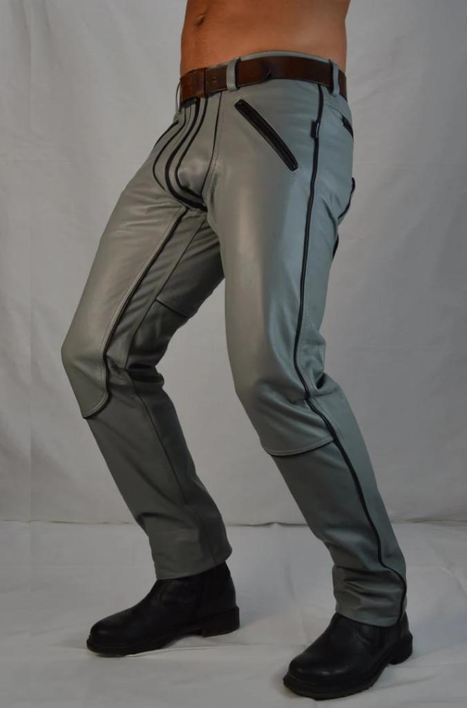 te koop grijze leren broek (gay) doorlopende rits., Onbekend, Maat 48/50 (M), Nieuw, Ophalen of Verzenden
