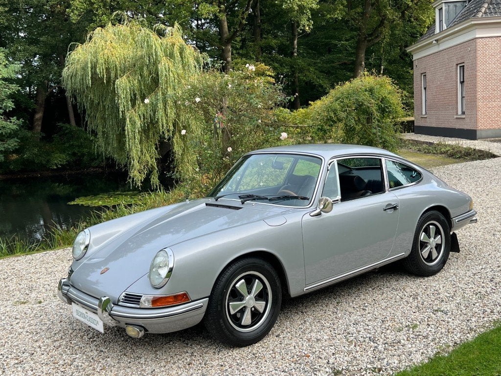 Porsche 911 T 2.0 SWB Karmann Zweeds geleverd Ongerestaureer, Bedrijf, Zilver of Grijs, Porsche, Handgeschakeld