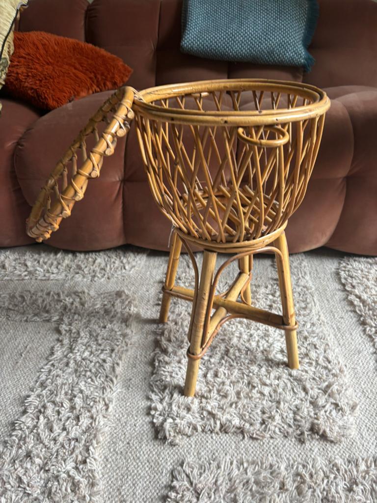 Vintage rotan plantenhouder, Ophalen, Huis en Inrichting