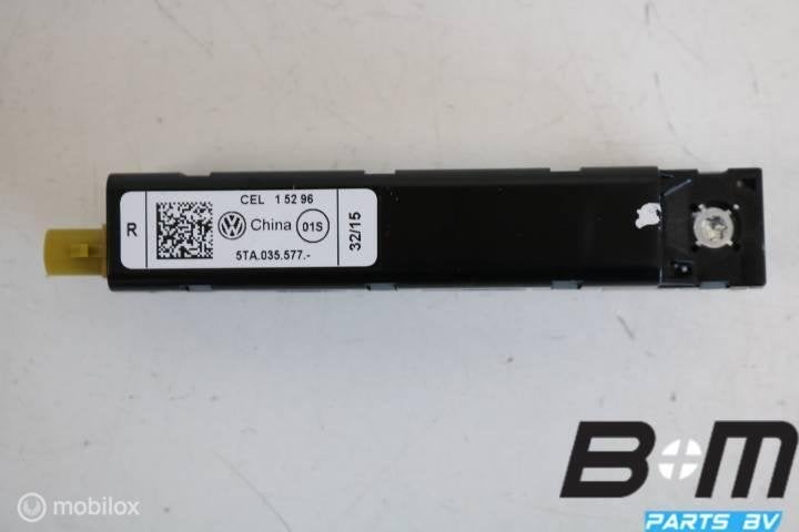 Antenneversterker VW Touran 5T 5TA035577, Gebruikt
