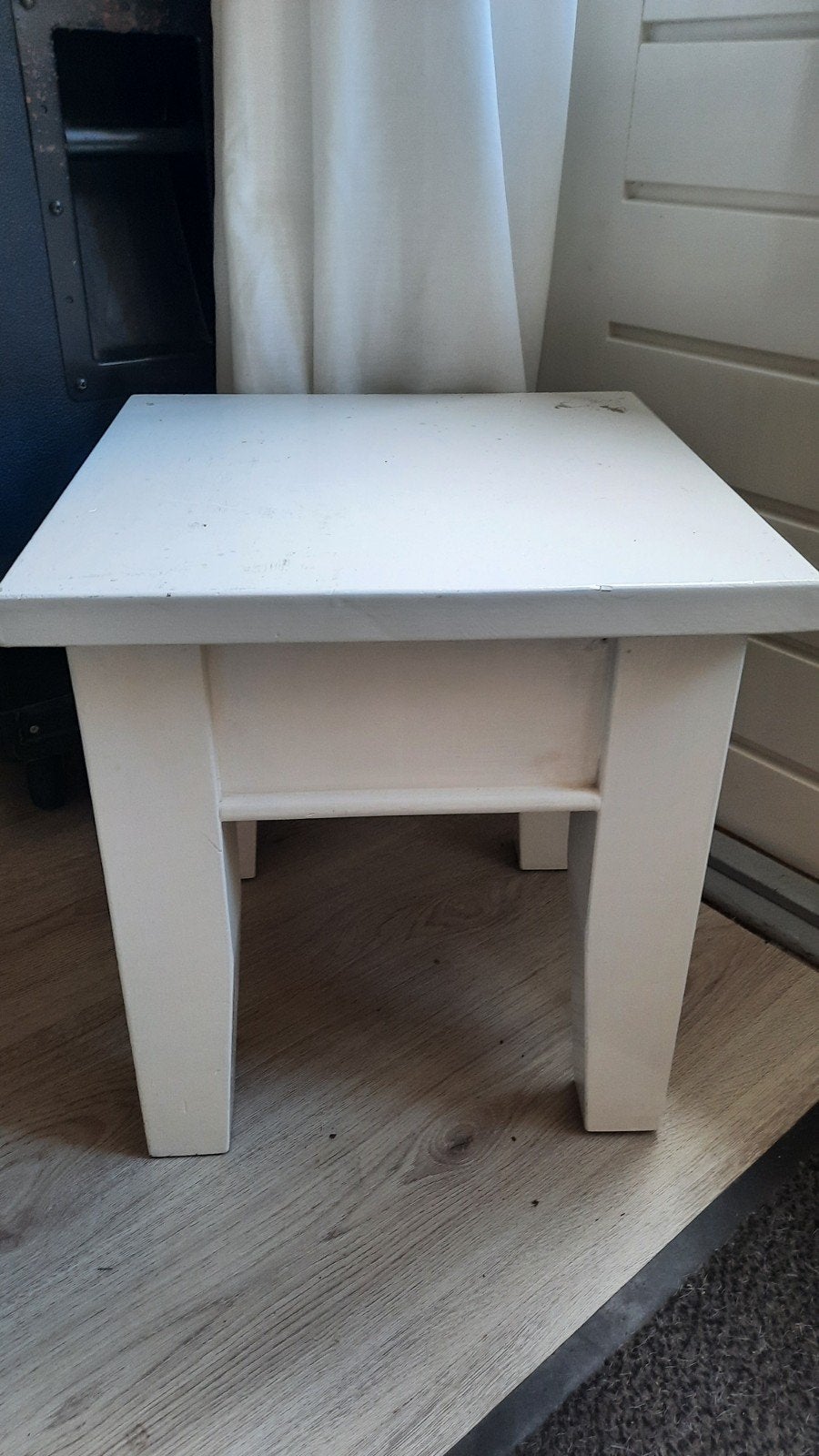 Witte vierkante bijzettafel, Minder dan 45 cm, Minder dan 55 cm, Gebruikt, Vierkant