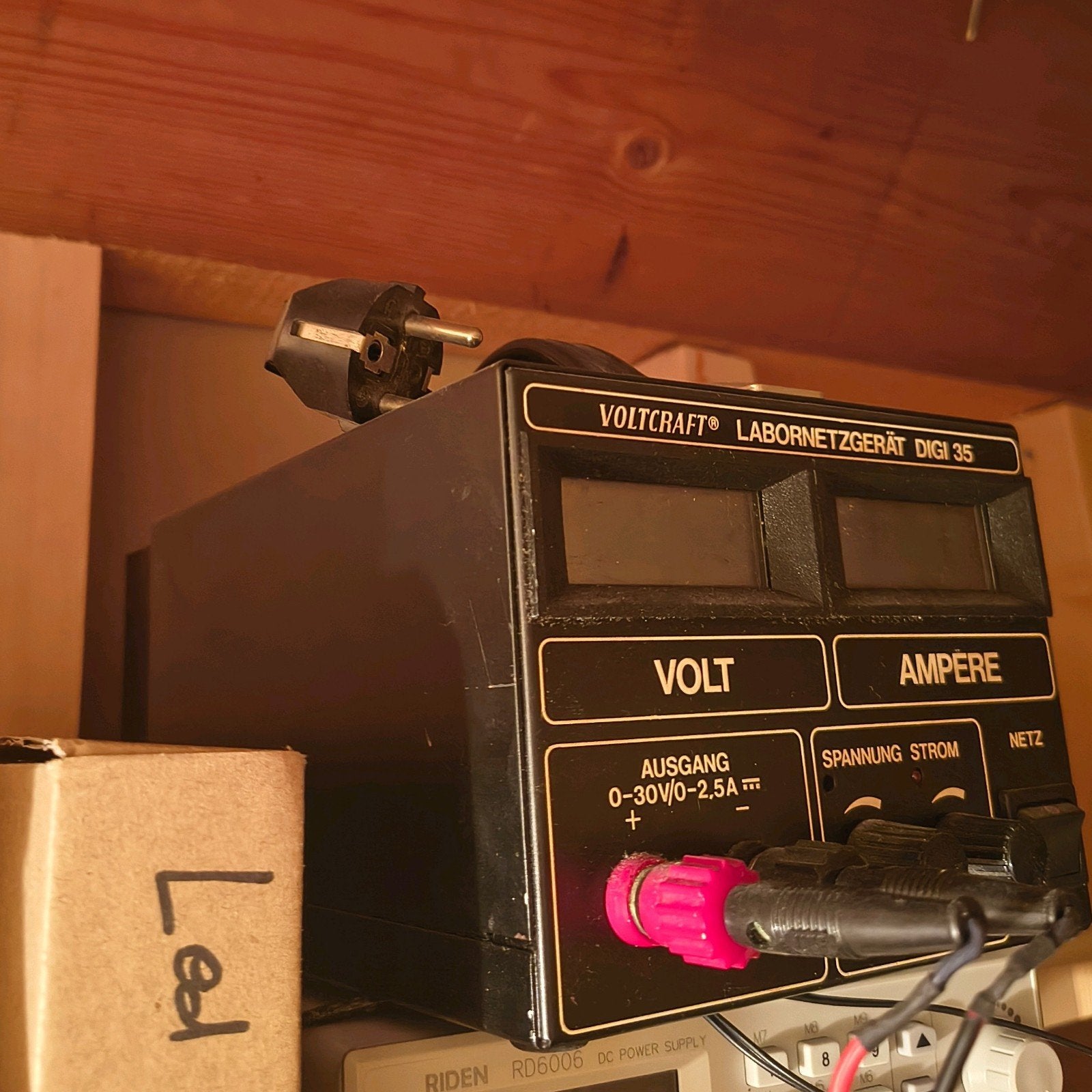Voltcraft DIGI 35 Labornetgerät - Voeding, Ophalen of Verzenden