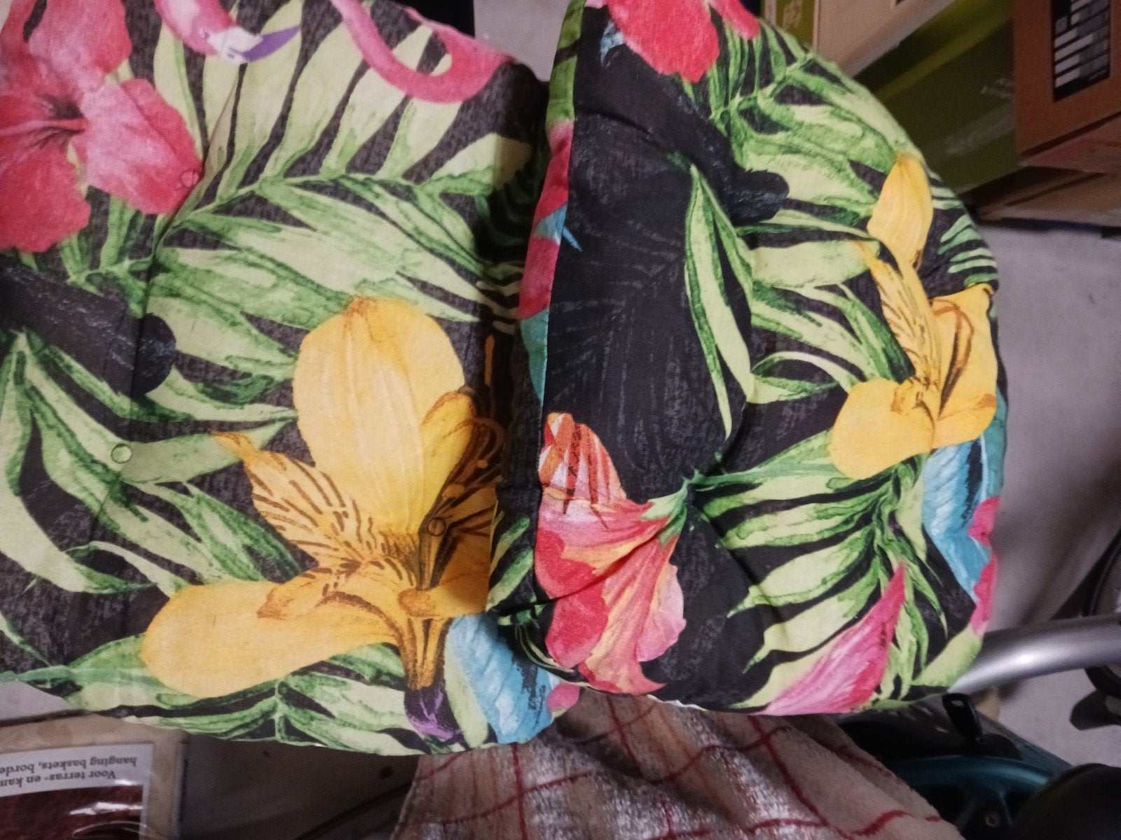 Set van 2 stoelkussentjes met tropische print, Overige merken, Gebruikt, Meerkleurig, Vierkant
