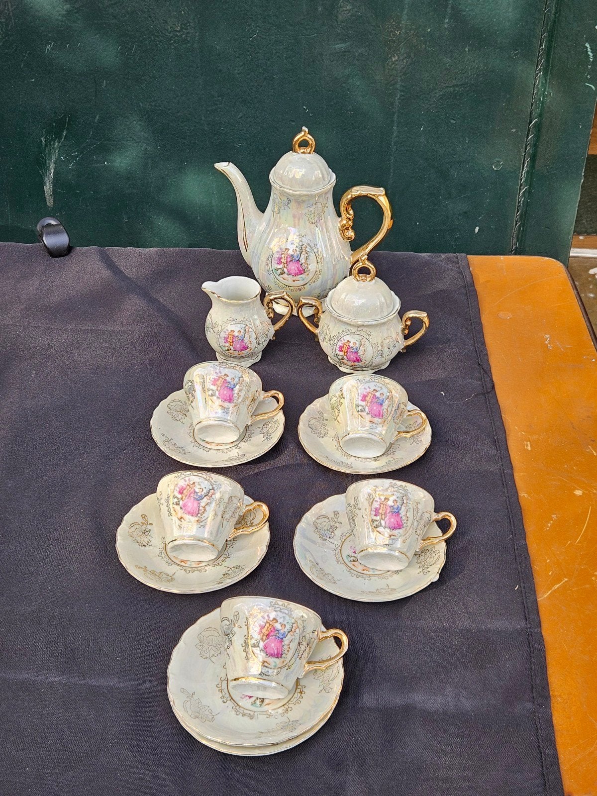 Vintage parelmoer theeservies met gouden accenten, Ophalen of Verzenden