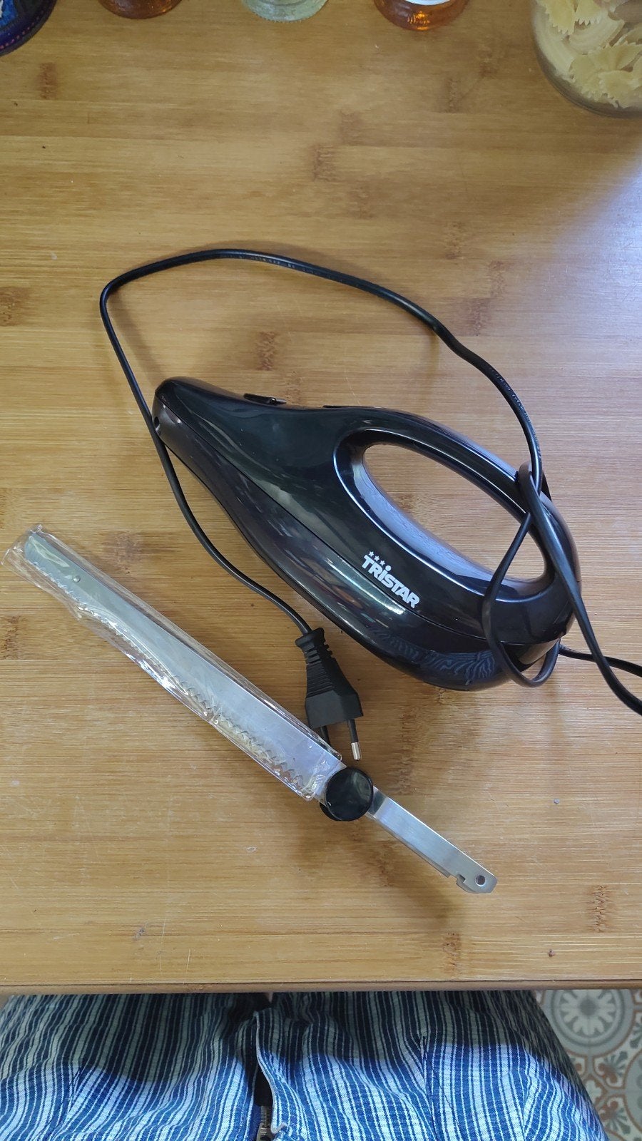elektrisch mes, Snijmachine, Ophalen of Verzenden, Zo goed als nieuw, Zwart
