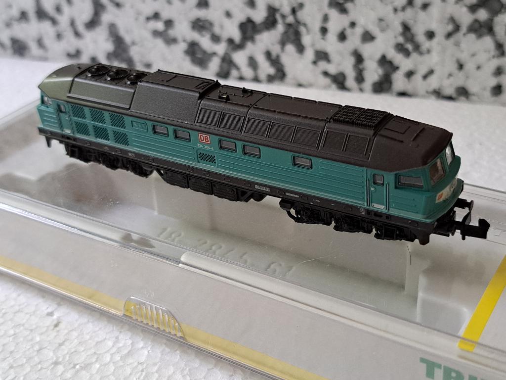 Minitrix 12879 Ludmilla Br 234-304 mintgroen Regio loc DCC, Hobby en Vrije tijd, Modeltreinen | N-Spoor, Locomotief, Gelijkstroom of Wisselstroom
