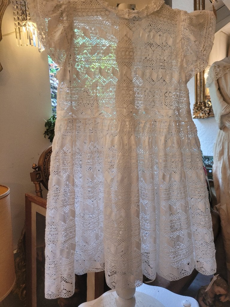 Bijna antiek kinderjurkje poppen jurkje, Antiek en Kunst, Curiosa en Brocante, Ophalen of Verzenden
