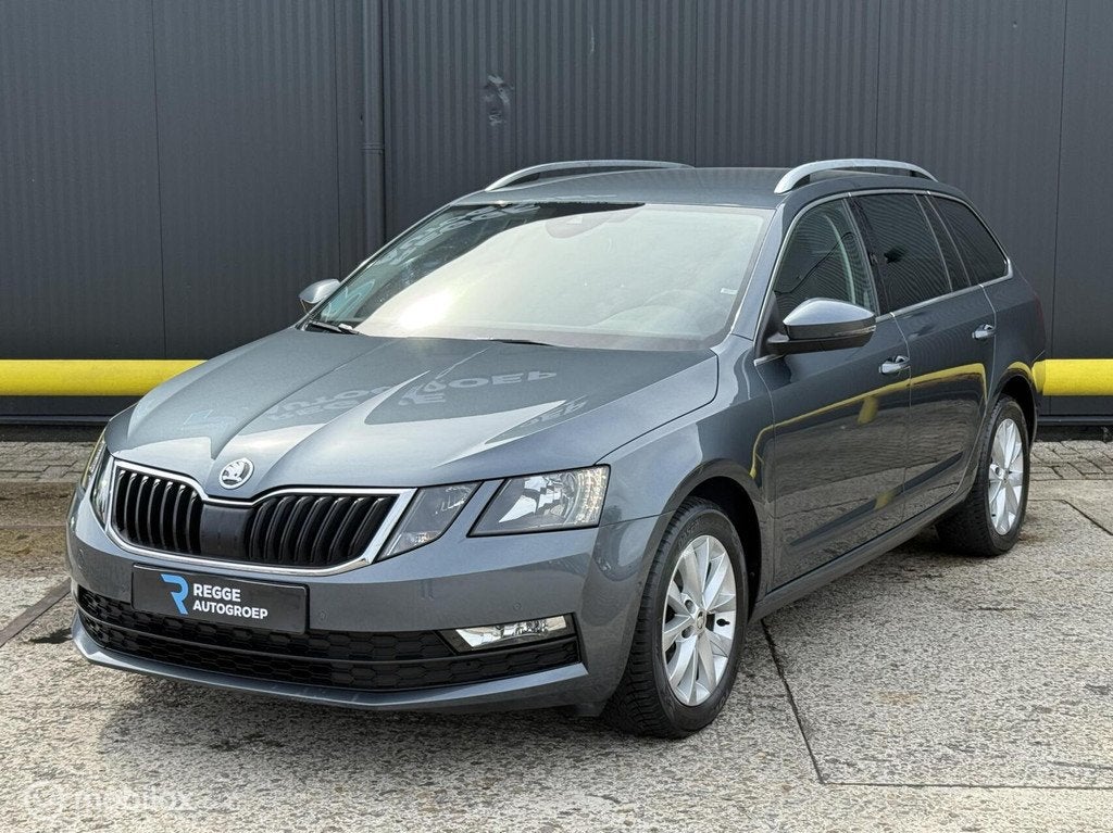 Skoda Octavia Combi 1.0 TSI Style AUTOMAAT | ACC | TOPSTAAT, Auto's, Skoda, 116 pk, Leder, 3 cilinders, 999 cc