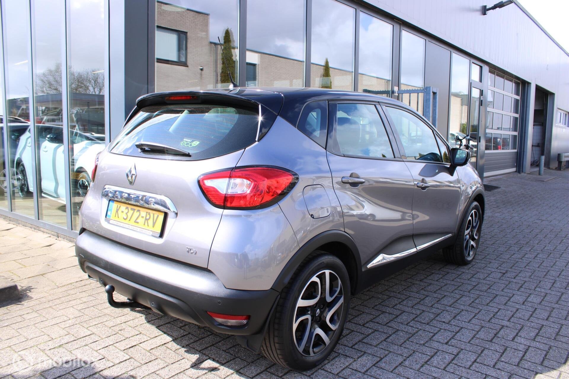 Foto 28 van Renault Captur 0.9 TCe Camera|Stoel verw.|Keyless