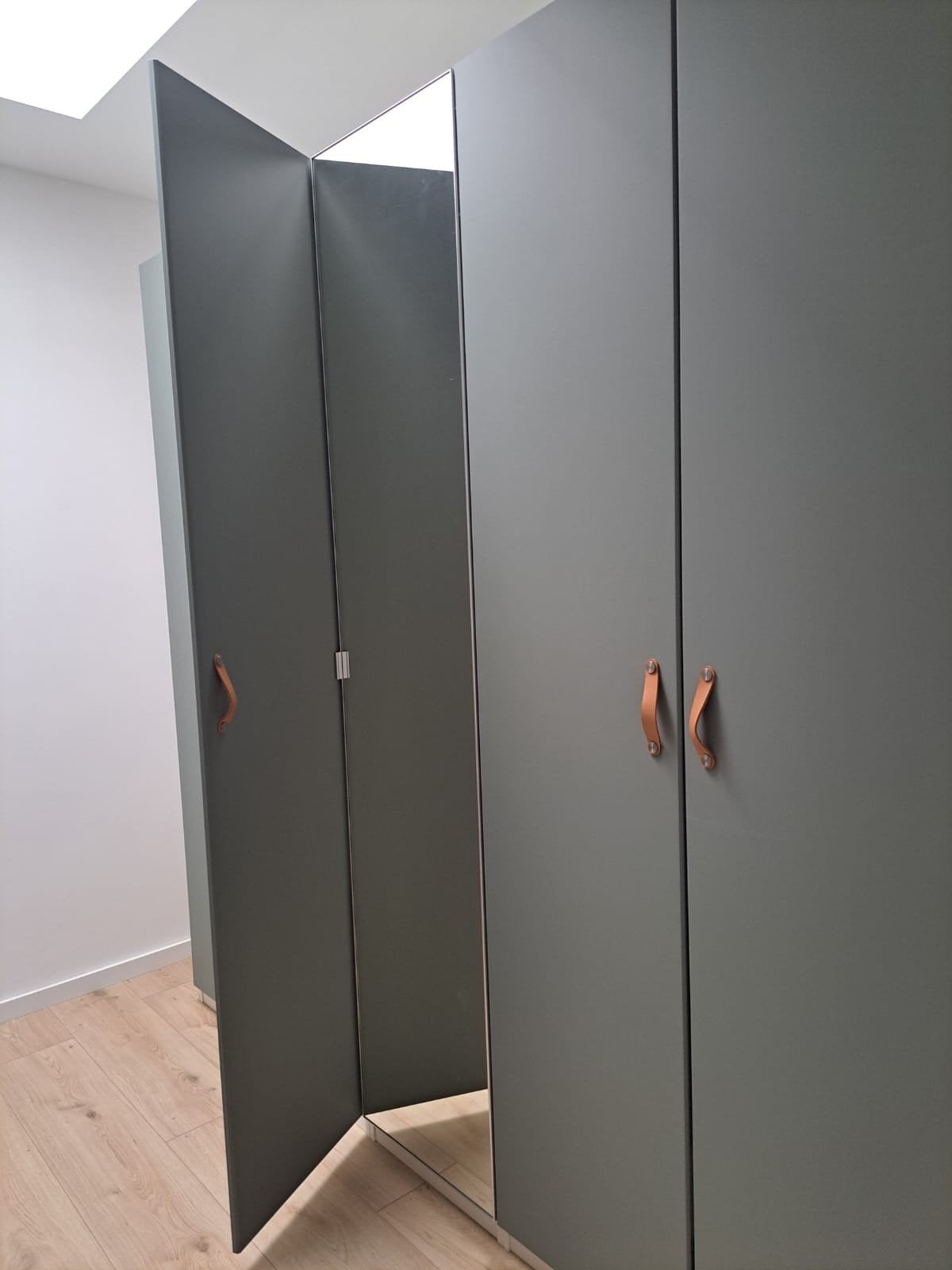 Ikea Pax Kledingkast 5 deurs 2,50m breed, Ophalen, 200 cm of meer, Meerdere deuren, Zo goed als nieuw