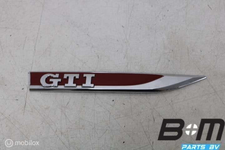 Embleem voor spatscherm rechts VW UP! GTI 6C085368B, Gebruikt
