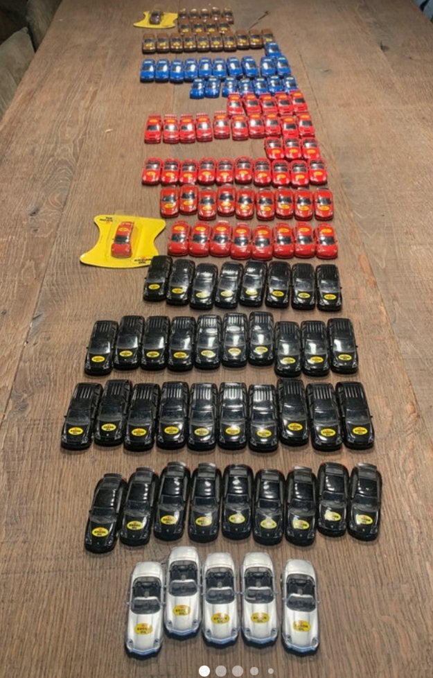 model auto 1\64 kroon oil  en vw in doosjes 1\72, Ophalen, Zo goed als nieuw, Auto, Overige merken