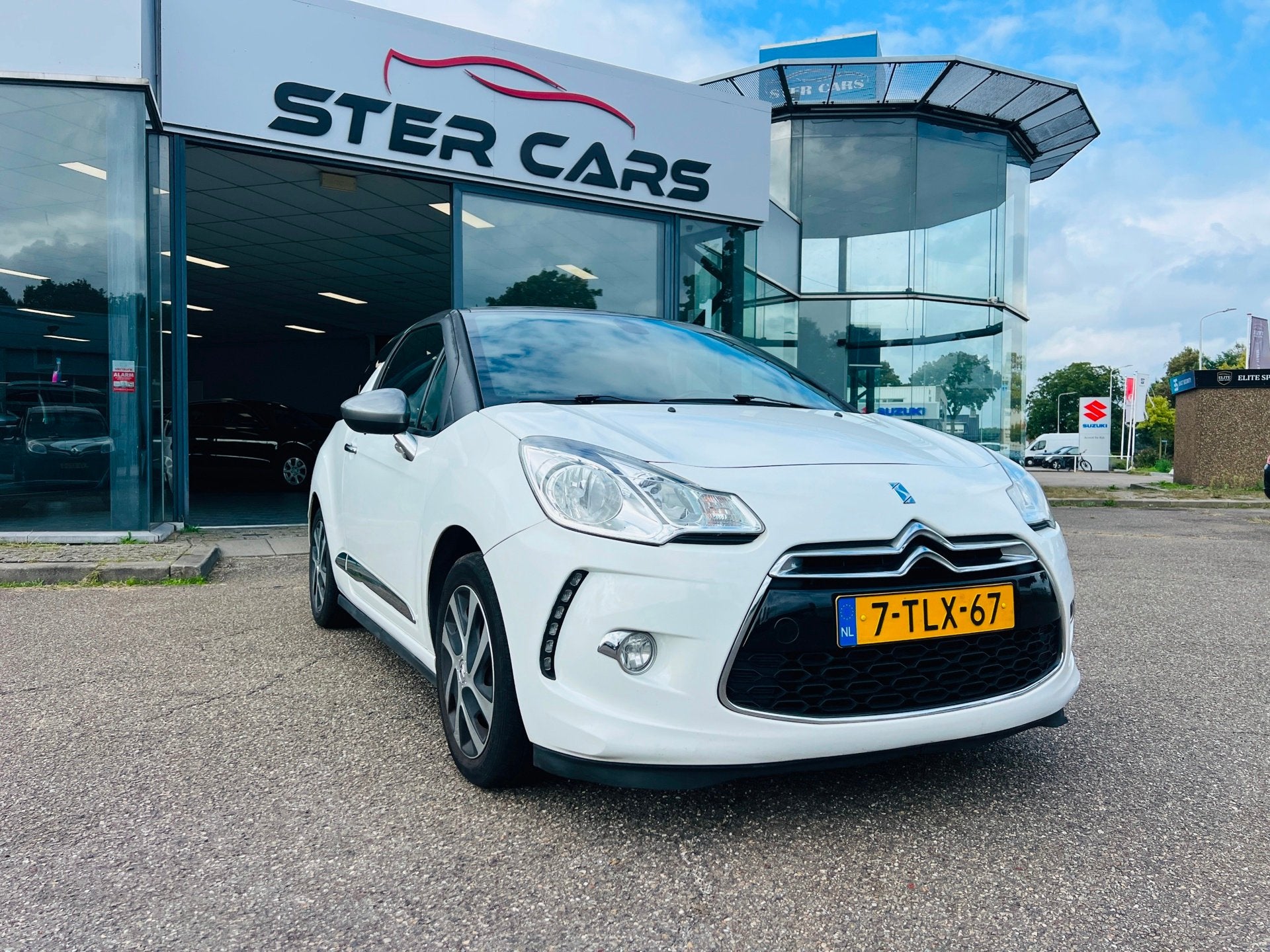Citroen DS3 1.2 VTi Chic|NAP|APK|P Sensor|Airco|, Voorwielaandrijving, Euro 5, Gebruikt, 31 €/maand