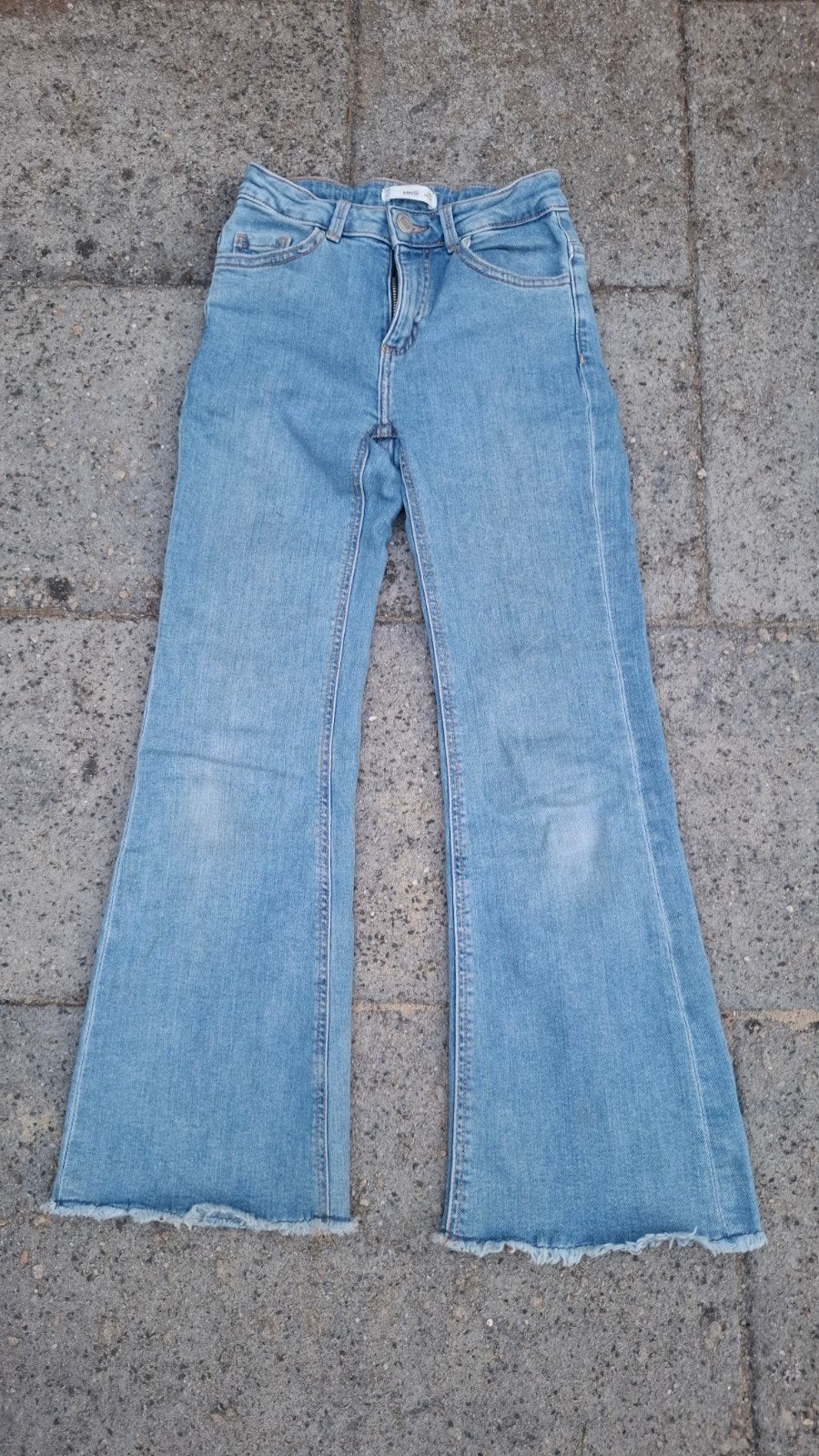 Mango meisjes flared jeans maat 146, Kinderen en Baby's, Kinderkleding | Maat 146, Broek, Gebruikt, Meisje, Mango