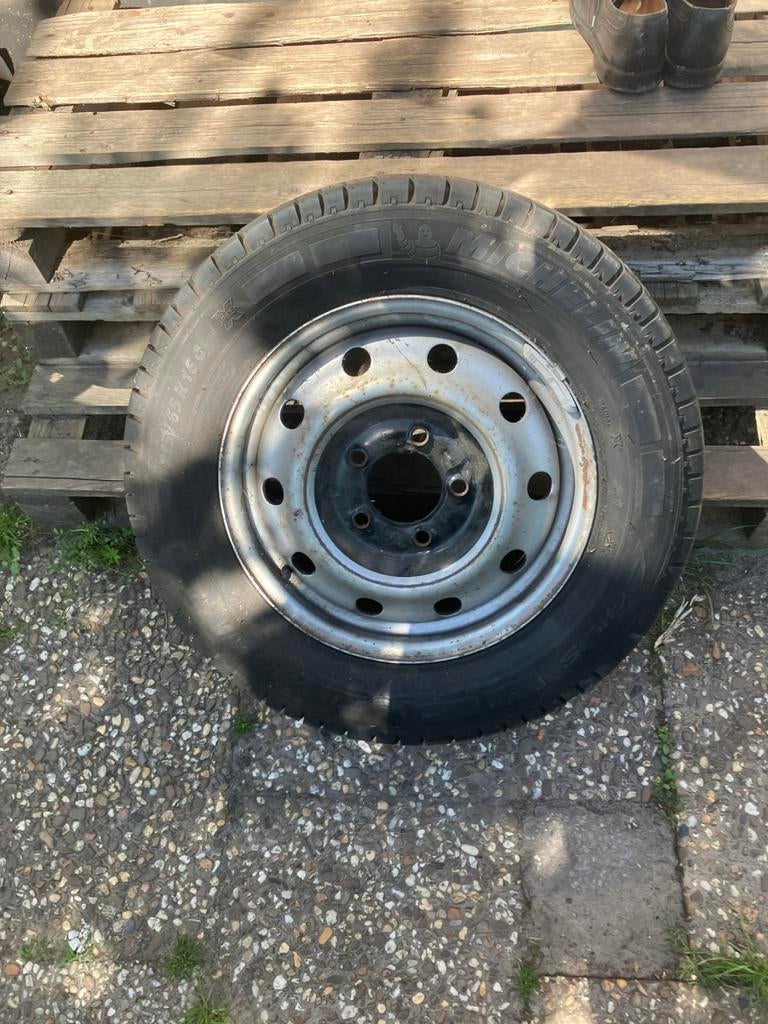 Michelin 215/65R16C Band op velg voor bestelwagen, Ophalen, Gebruikt