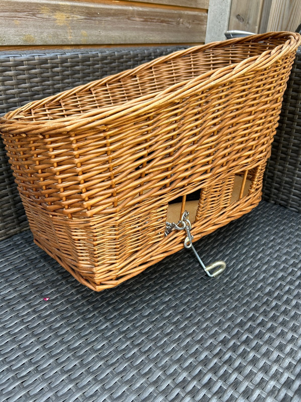 honden fietsmand (basil)., Fietsen en Brommers, Ophalen, Zo goed als nieuw
