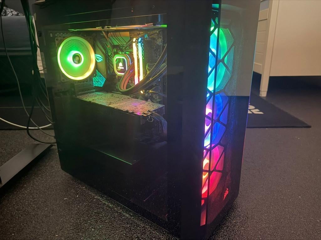 High-End Gaming PC + GRATIS Monitor (i9 / RTX 2080 Ti), Intel Core i9, Gaming PC, Zo goed als nieuw, Gaming