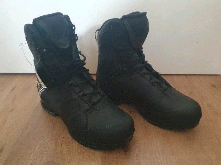Haix werkboots Ranger GSG9-X. Maat 43.

Maat 43., Nieuw, Ophalen of Verzenden, Werkschoenen, Zwart