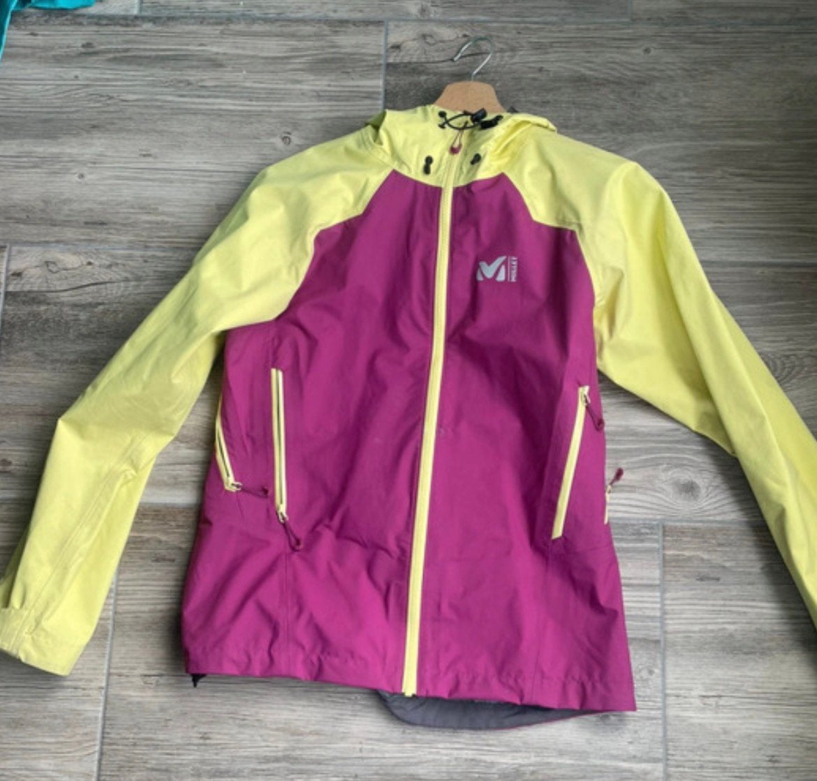 Miller 3L Goretex Waterproof Jacket— cycling, hiking, skiing, Ophalen of Verzenden, Zo goed als nieuw, Regenjas
