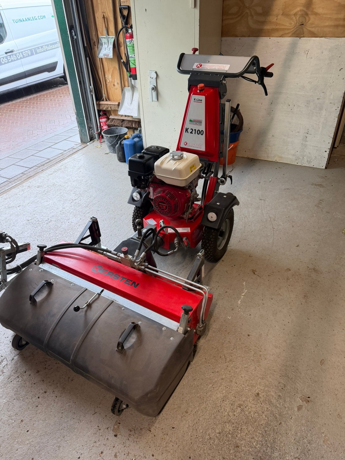 Nieuwe Kersten K2100 met diverse aanbouwdelen, Tuin en Terras, Veegmachines, Ophalen, Zo goed als nieuw