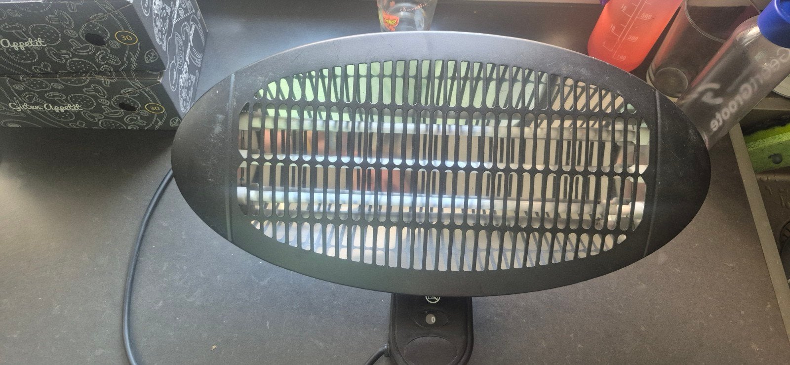 Nedis Patio Heater HTPA110EBK - Elektrische Terrasverwarmer, Draaibaar, Zo goed als nieuw, Wand, Ophalen