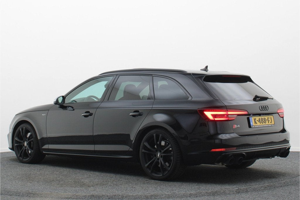 Audi S4 Avant 3.0 TFSI quattro Pro Line Plus RS Stoelen, Pan, Gebruikt, 2995 cc, 1650 kg, Zwart