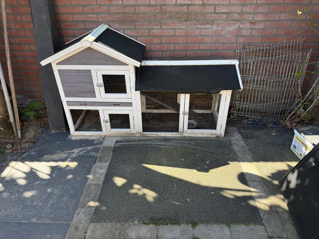 Te koop leuk konijnenhok, Ophalen, 110 cm of meer, Zo goed als nieuw, 90 cm of meer