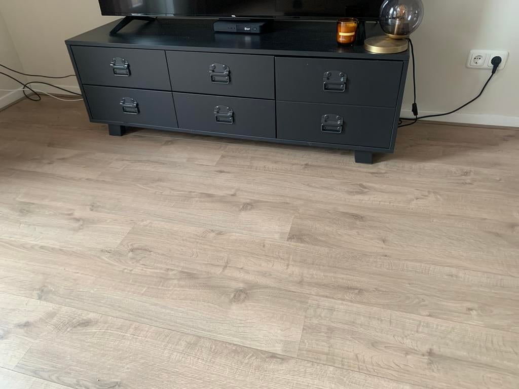 Woood Tv-meubel - Zwart, Ophalen, Gebruikt, 100 tot 150 cm, Minder dan 100 cm