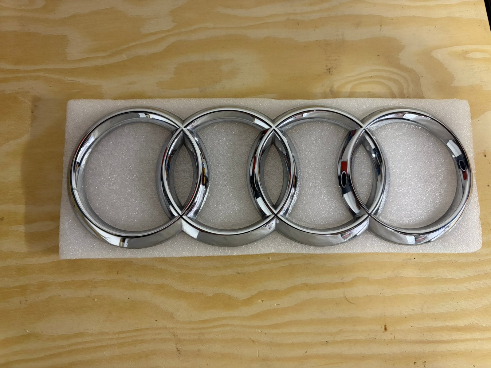 Audi OEM Chroom Embleem / Ringen – Origineel, Auto diversen, Tuning en Styling, Ophalen of Verzenden
