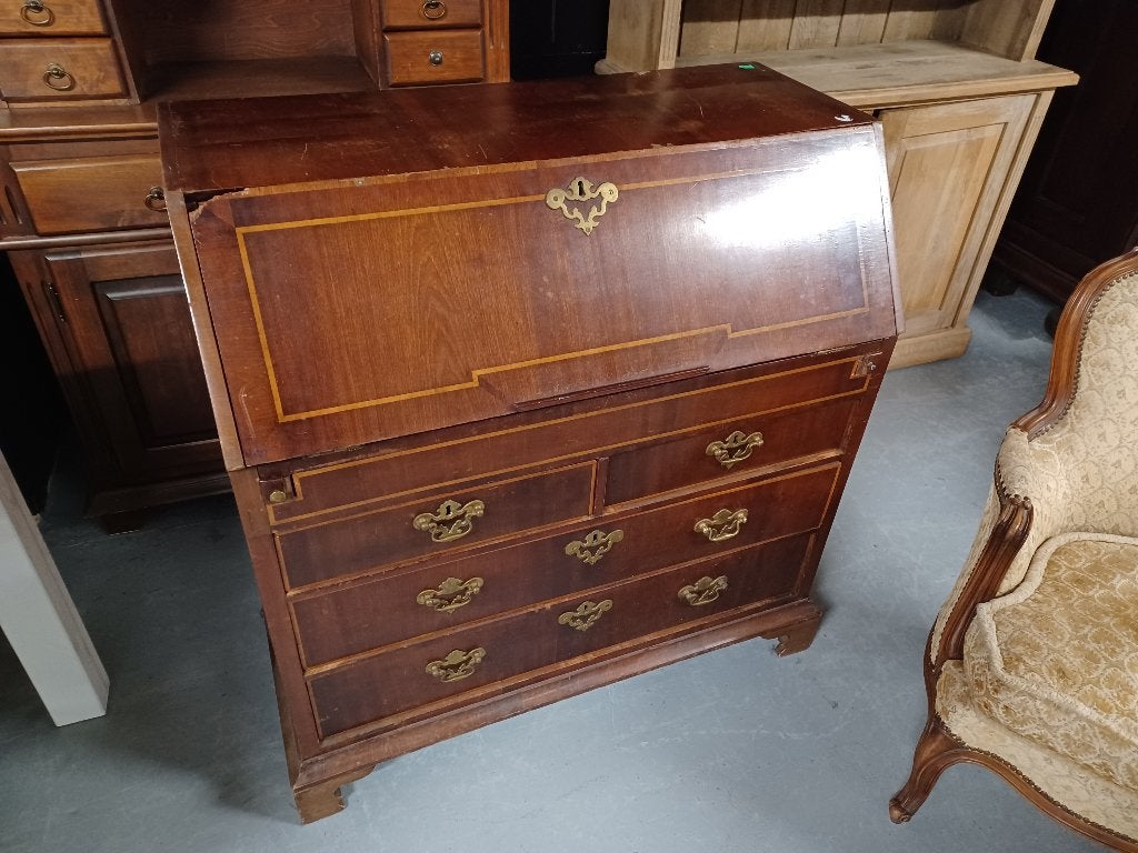 Antieke Secretaire, Ophalen
