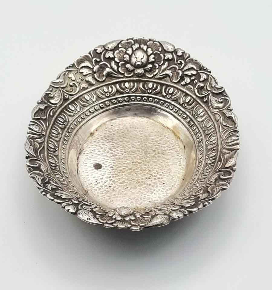 1359. Djokja schaaltje - Java, Nederlands-Indië, ca. 1930, Ophalen of Verzenden, Zilver