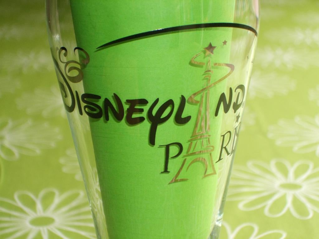 Kelk Disneyland Parijs (23,5 cm hoog), Ophalen of Verzenden, Mickey Mouse, Zo goed als nieuw, Overige typen