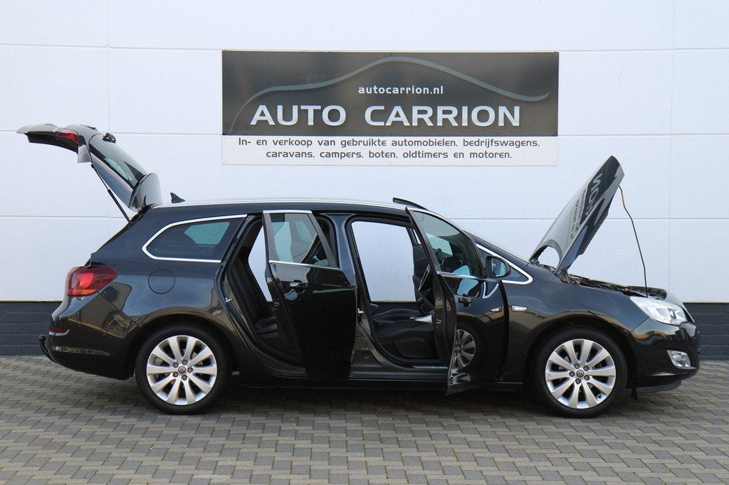 Opel Astra Sports Tourer 1.4 Turbo Cosmo Navi Trekhaak NAP !, Voorwielaandrijving, Euro 5, Stof, Gebruikt