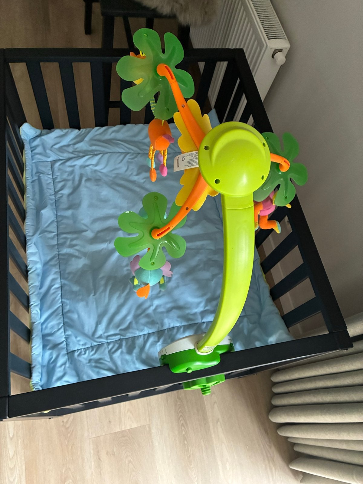 Tiny Love Boxmobiel met muziek en vrolijke dieren, Kinderen en Baby's, Speelgoed | Babyspeelgoed, Ophalen of Verzenden, Gebruikt