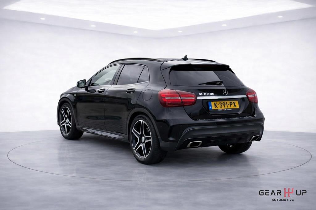 Mercedes-Benz GLA-klasse 200 AUTOM AMG PANO|CRUISE|NAVI|, Auto's, Gebruikt, Euro 6, 715 kg, Zwart
