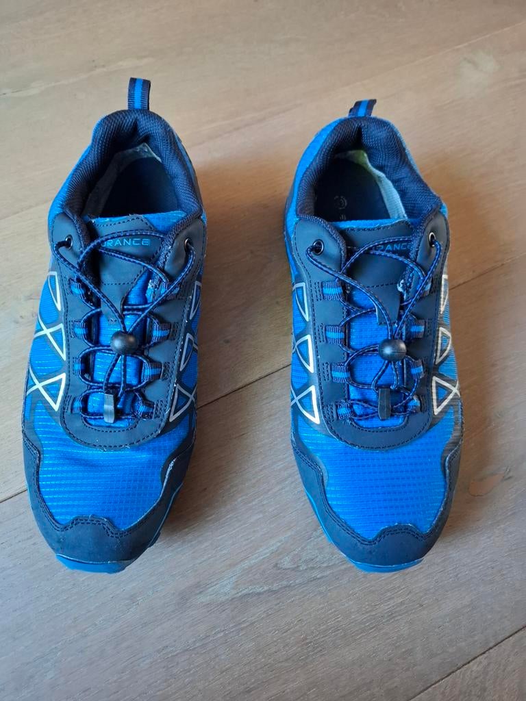 Endurance wandel hike schoenen mt 43 vallen als 42.5, Ophalen, Schoenen