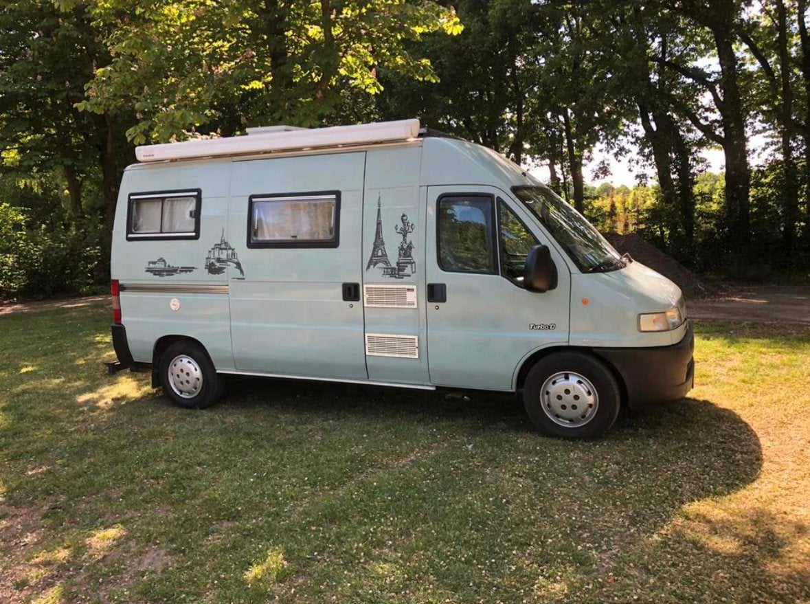 Caravans And Camping TE